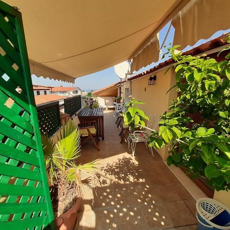 Hotel Flesvos Pefkochori Extérieur photo