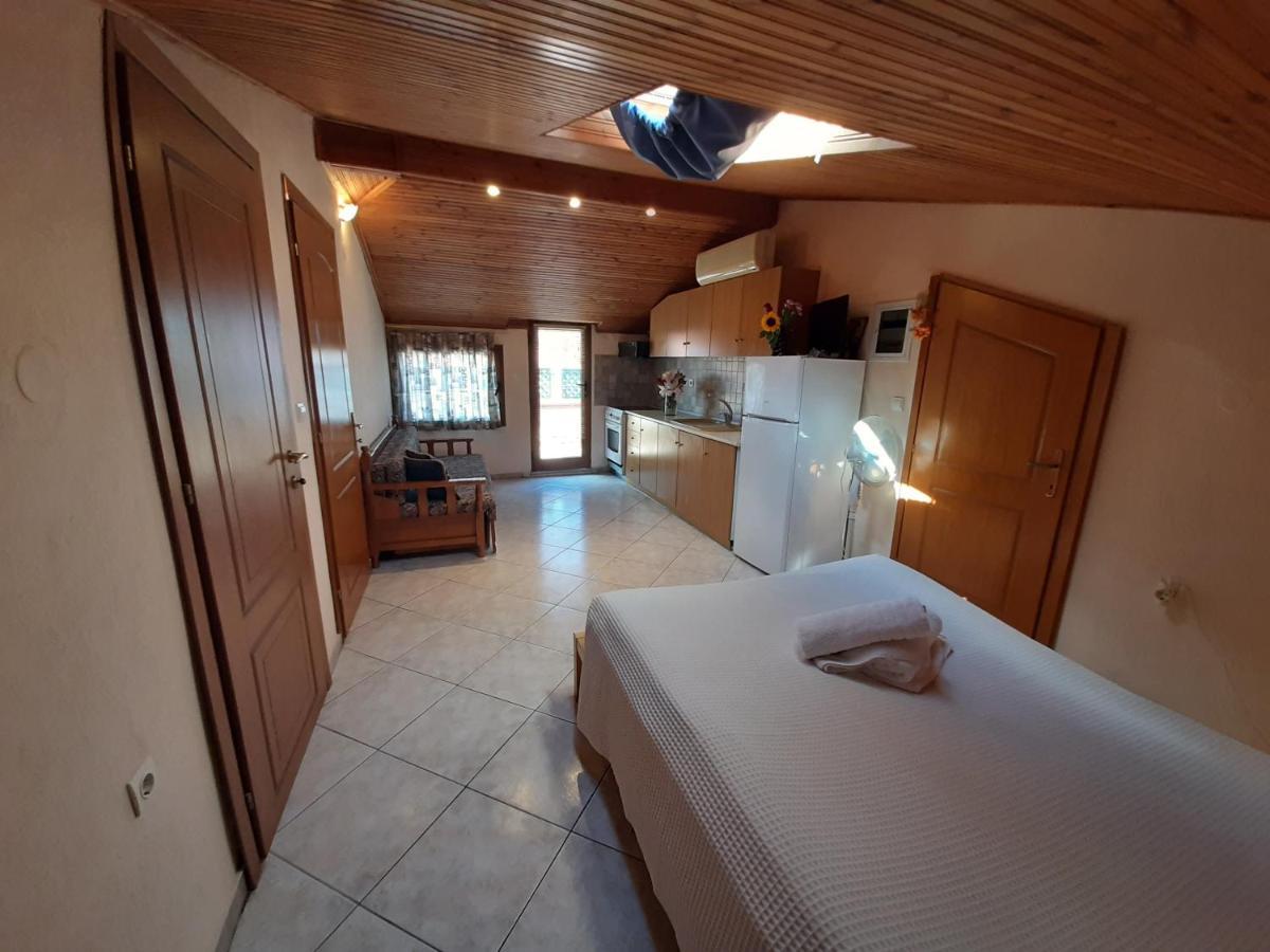 Hotel Flesvos Pefkochori Extérieur photo