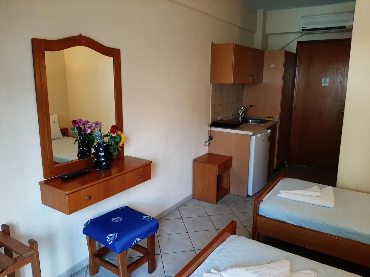 Hotel Flesvos Pefkochori Extérieur photo