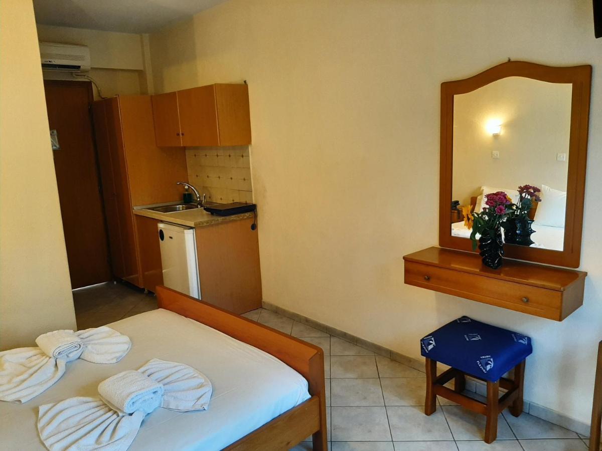 Hotel Flesvos Pefkochori Extérieur photo