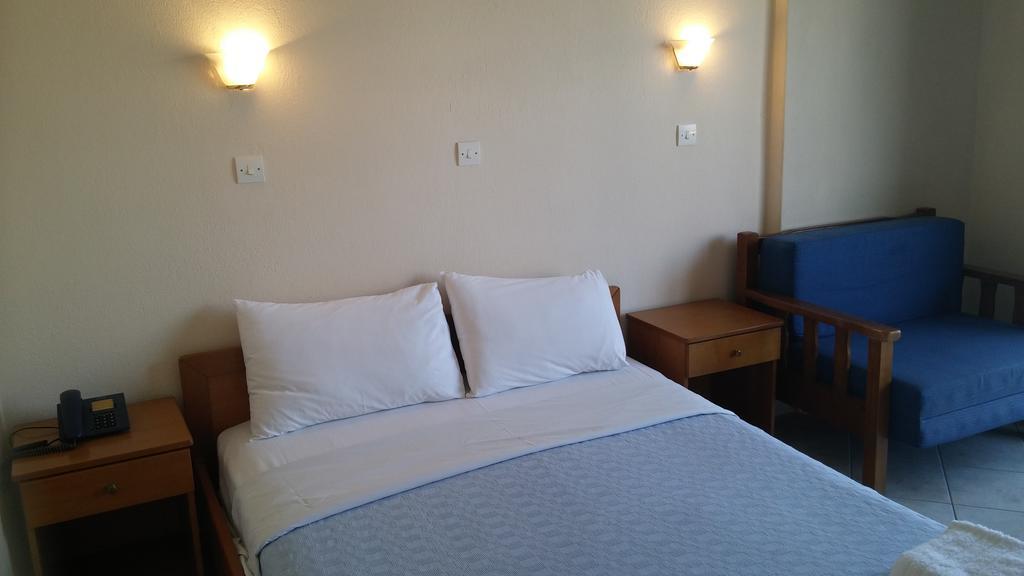 Hotel Flesvos Pefkochori Extérieur photo